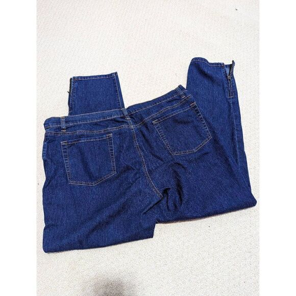 Metro Style Size 18 Women's Blue Dark Washed Mid-Rise Stretch Zip Ankle Jeans - Picture 3 of 3